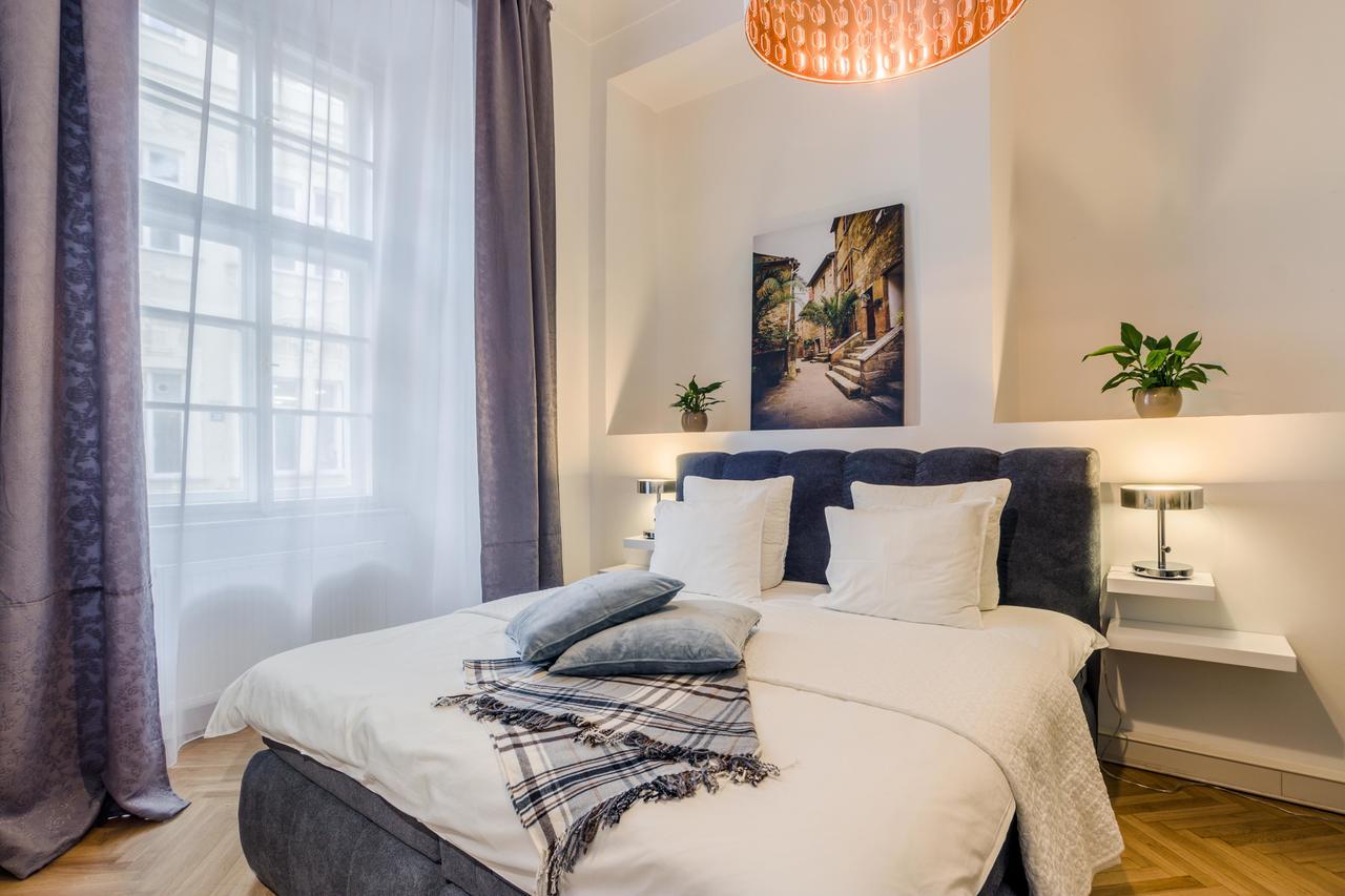 Royal Route Residence Praha Bagian luar foto