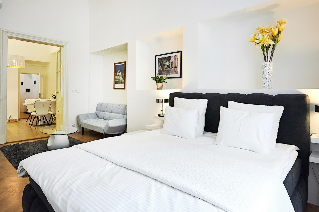 Royal Route Residence Praha Bagian luar foto